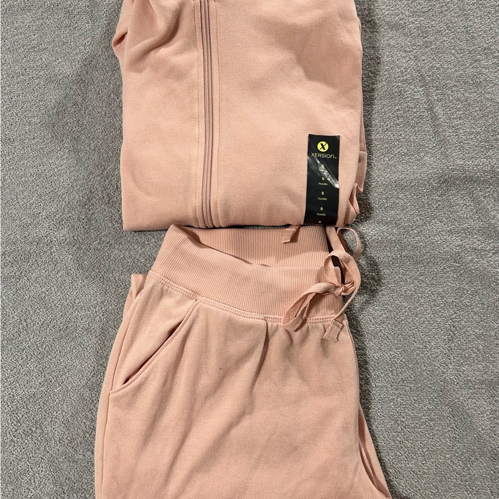 Pink Zip-Up Hoodie and Joggers Set. Size S. Free gift 🎁